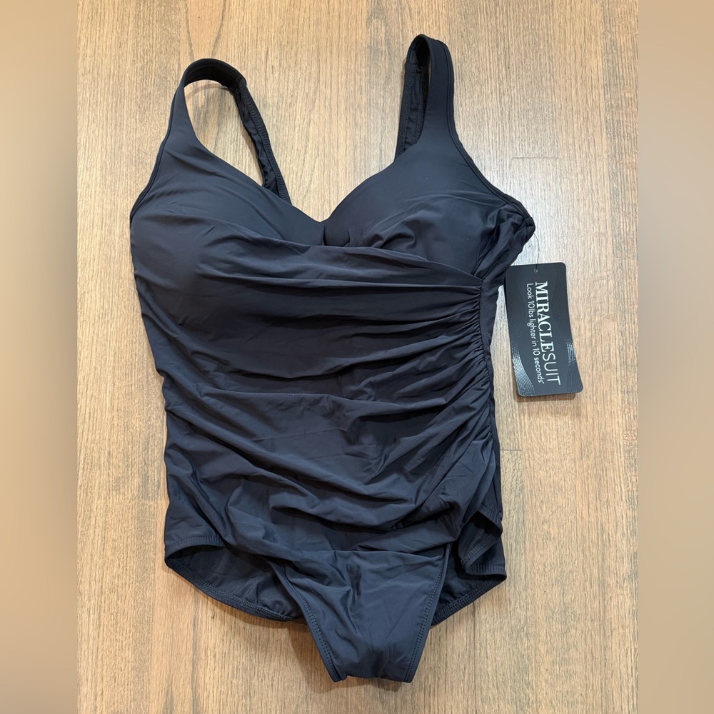 New Plus Size Miraclesuit Solids Escape Swimsuit-One Piece-Black-Size 22W - Picture 5 of 14